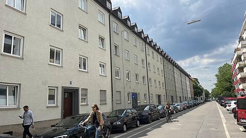 Blick von der Clemensstraße aufs Hohenzollernkarree.