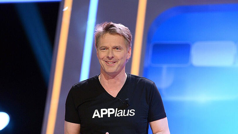 Jörg Pilawa ernet "APPlaus" für das "Quizduell" - viele Themen haben in der Vorabendsendung jedoch keinen Platz Jörg Pilawa ernet "APPlaus" für das "Quizduell" - viele Themen haben in der Vorabendsendung jedoch keinen Platz