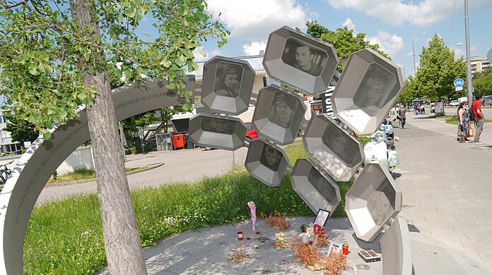 "Für euch": Das Mahnmal für die neun Opfer des rassistischen OEZ-Attentats.