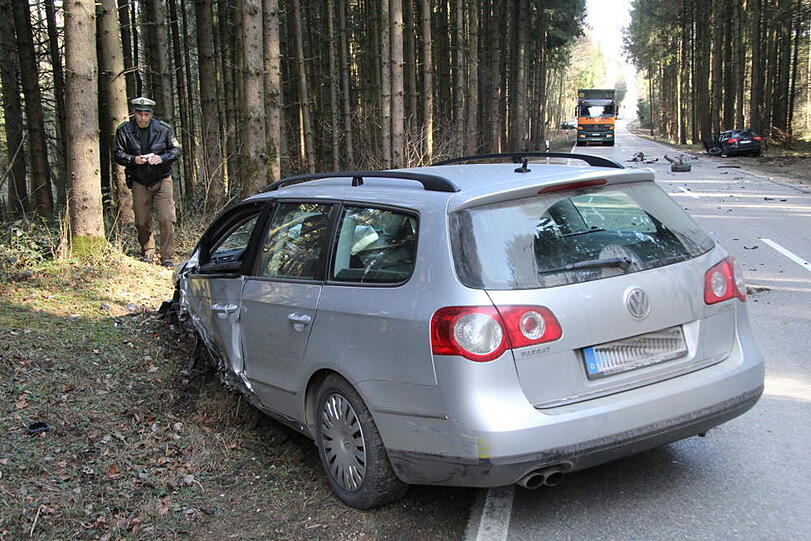 Crash bei Palling: Betrunkener Fahrer kracht in den Gegenverkehr