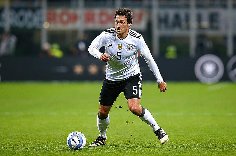 MATS HUMMELS - NOTE 3: Ungewohnt für den Bayern-Profi: Links in der Dreierkette, meist gegen Eder. Ein sicherer, solider Auftritt. Wenig gefordert. Zur Pause machte er Platz für Tah.