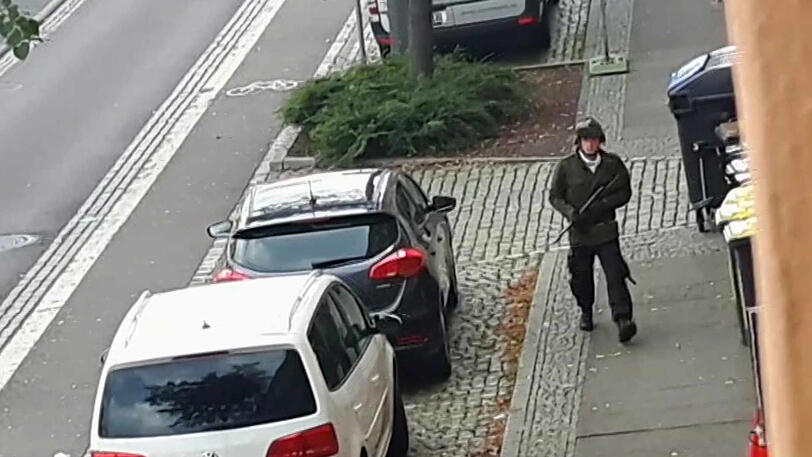 Der Todesschütze von Halle am Tag des Anschlags.