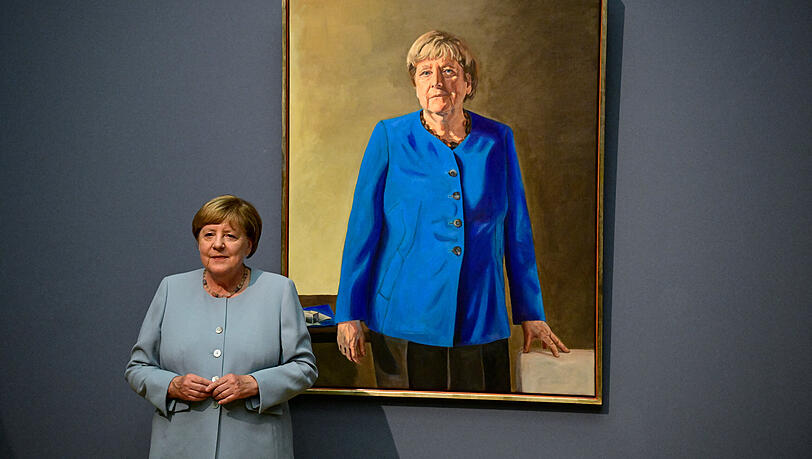 Angela Merkel (CDU) bei der Enthüllung ihres Porträts im Bundeskanzleramt. Angela Merkel (CDU) bei der Enthüllung ihres Porträts im Bundeskanzleramt.