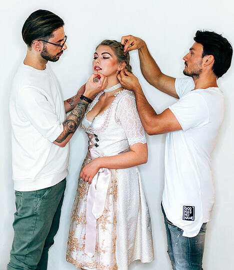 In unserer Fotostrecke sehen Sie, was Sie beim Wiesn-Styling im Dressler SALON MUNICH erwartet.