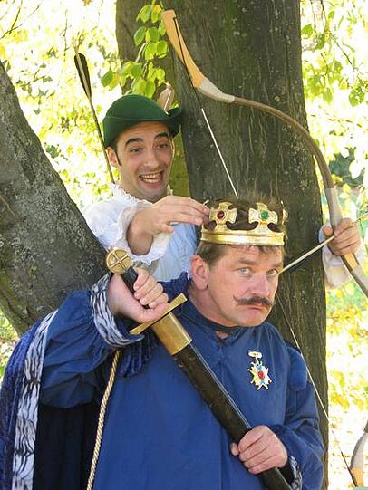Das Augsburger Theater Fritz und Freunde performt "Robin Hood".