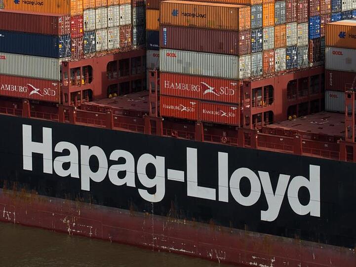 Hapag-Lloyd hat ein Erfolgsjahr hinter sich und konnte den Aktienkurs innerhalb eines Jahres mehr als verdreifachen.