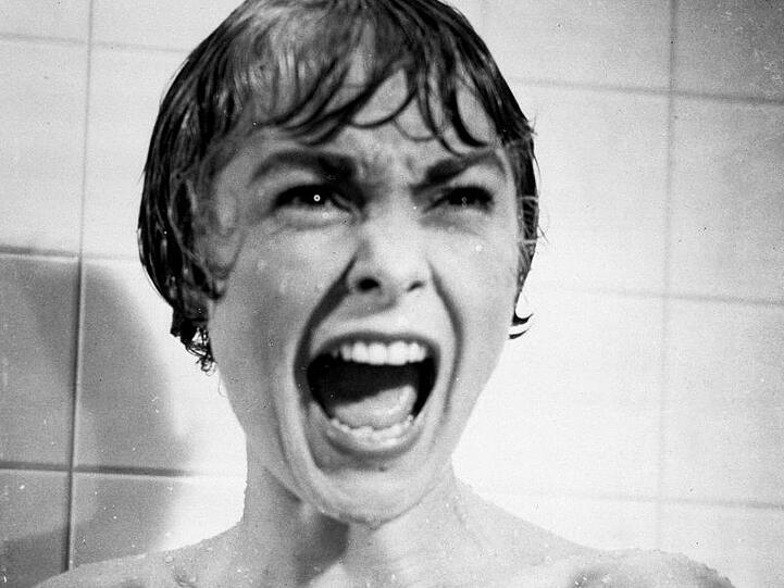 Marion Crane (Janet Leigh) haucht unter der Dusche ihr Leben aus.