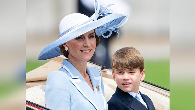 Prinzessin Kate und ihr jüngster Sohn, Prinz Louis, bei der "Trooping the Colour"-Parade. Prinzessin Kate und ihr jüngster Sohn, Prinz Louis, bei der "Trooping the Colour"-Parade.