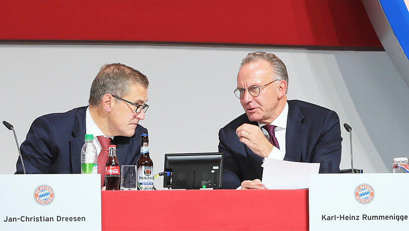 Herr über die Finanzen: Finanzvorstand Jan-Christian Dreesen (l.).