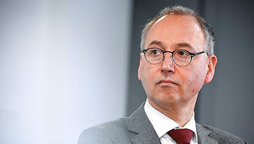 Der scheidende Bayer-Chef Werner Baumann steht seit langem in der Kritik.