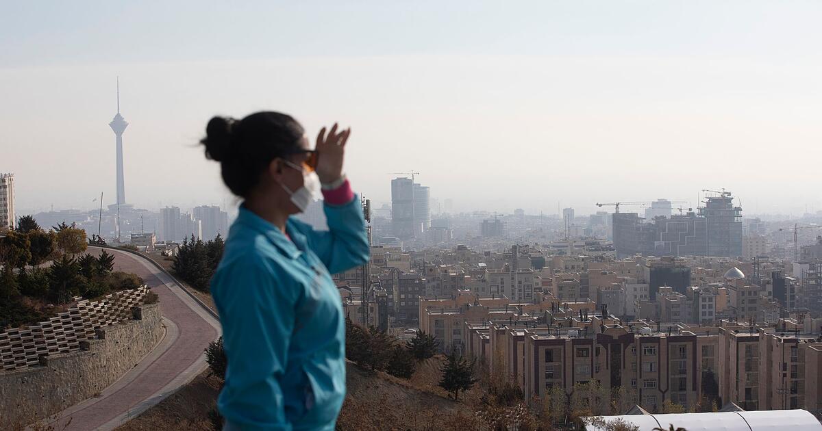 Smog-im-Iran-Morgens-brennen-die-Augen-abends-die-Lunge
