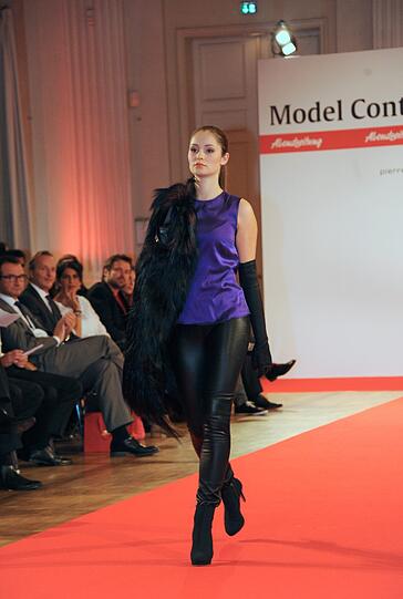 Der AZ-Modelcontest 2013 ist zu Ende. Die Siegerin heißt Marie Scherbinek &mdash; und die 17-Jährige kann ihr Glück immer noch nicht fassen. Wir zeigen die besten Bilder vom Finale in der Residenz.