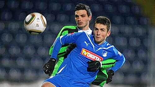 Hier hat er einen Top-Torjäger im Griff: Mathieu Beda (hinten) gegen Hoffenheim-Star Ibisevic. Hier hat er einen Top-Torjäger im Griff: Mathieu Beda (hinten) gegen Hoffenheim-Star Ibisevic.
