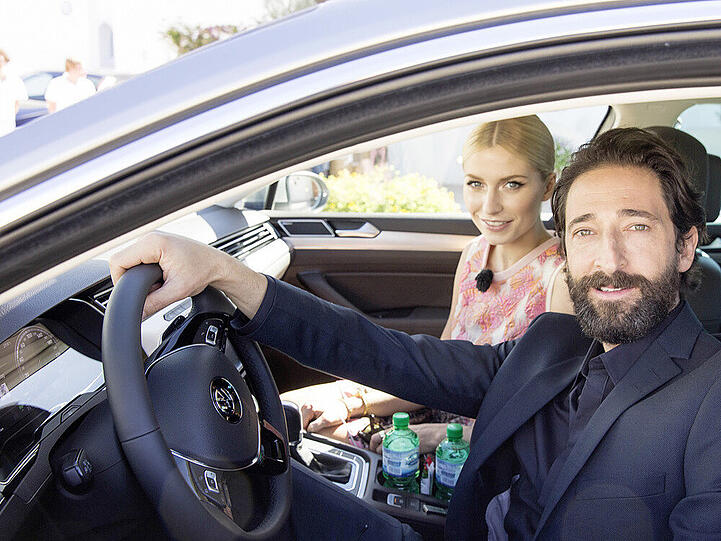 Prominente Gäste: Adrien Brody und Lena Giercke