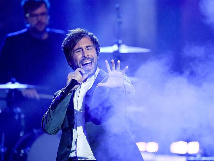 Die Fans haben entschieden: Max Giesinger hat den Publikums-Bambi gewonnen.