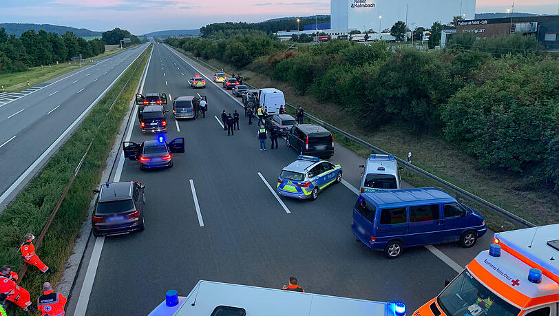 Eine Waffe hatte der Tatverdächtige wohl nicht bei sich, so die Polizei am Mittwoch.
