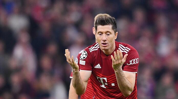 Bayern-Stürmer Robert Lewandowski will die Münchner sofort verlassen.