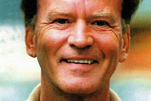 *  Gunther Beth, Schauspieler &  Autor (&bdquo;Der Neurosen-Kavalier&ldquo;, &bdquo;Trau keinem über 60!&ldquo;) lebt in München. Seit 2004 ist er Wimbledon-Kolumnist der AZ