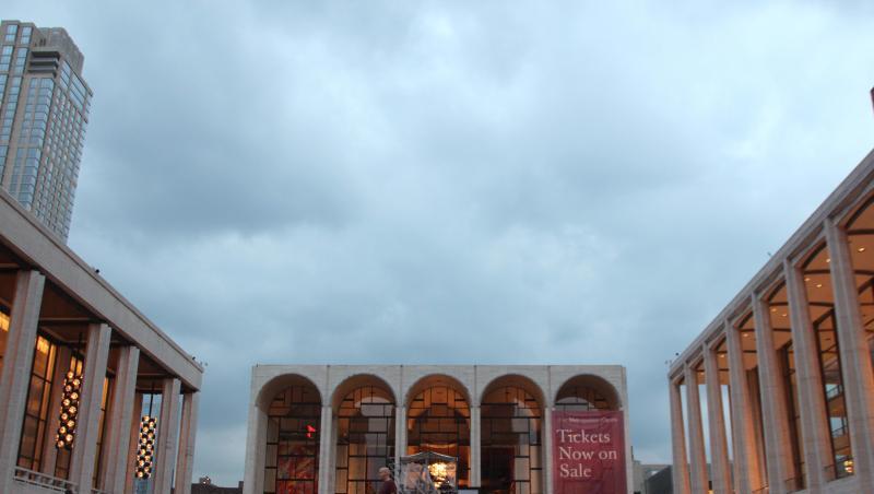 Die Gala findet nicht in der Metropolitan Oper in New York statt, sondern virtuell. Die Gala findet nicht in der Metropolitan Oper in New York statt, sondern virtuell.