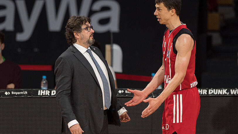 Immer noch ein großer Lucic-Fan: Auch heute noch würde Ex-Trainer Andrea Trinchieri den Comandante in sein Wunschteam wählen. Immer noch ein großer Lucic-Fan: Auch heute noch würde Ex-Trainer Andrea Trinchieri den Comandante in sein Wunschteam wählen.