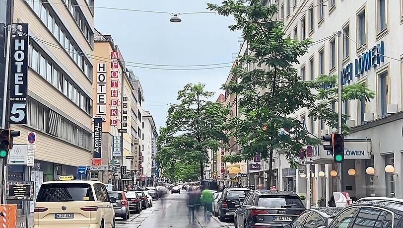 Die Schillerstraße: Am 22. Juli sind hier ein 25-Jährige und ein 30-Jähriger wegen Drogenhandels festgenommen worden.