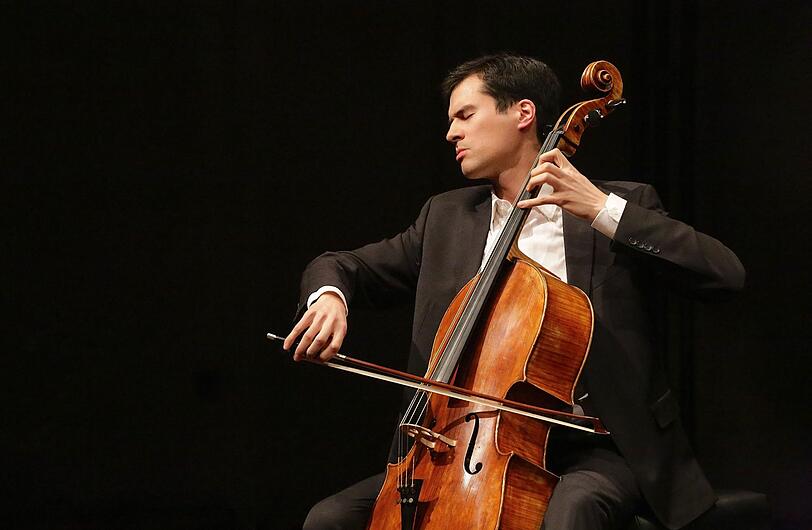Der Cellist Cellist Danjulo Ishizaka.