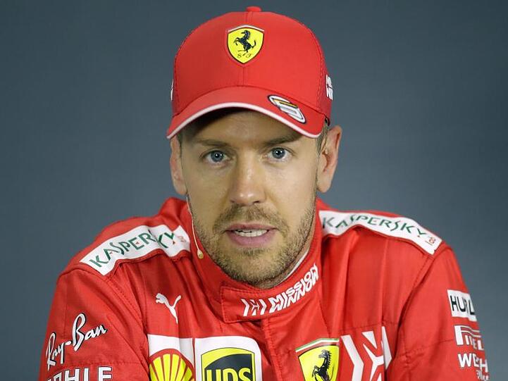 Sebastian Vettel wünscht sich von den Deutschen mehr Gelassenheit.