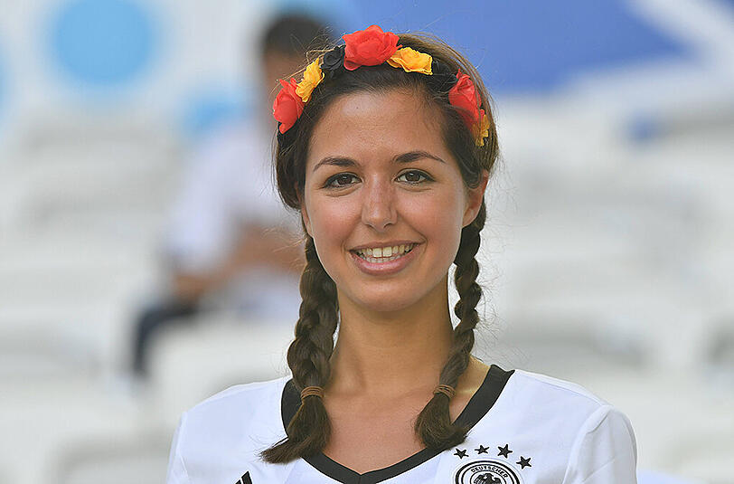 Die deutsche Nationalelf ist ausgeschieden, aber irgendwie war es doch schön - dieses Halbfinale bei der Fußball-EM in Frankreich. Sehen Sie selbst...