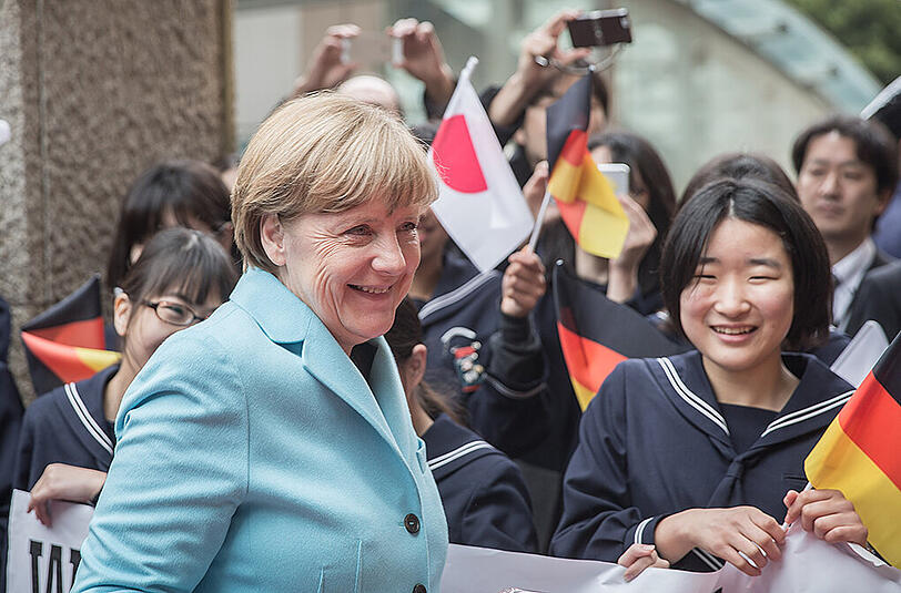 Begrüßung für die mächtigste Frau der Welt: Angela Merkel ist zum zweitägigen Staatsbesuch in Japan.