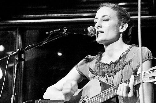 Passt in keine Schublade - muss sie aber auch nicht: Die Sängerin und Songwriterni Sarah Sophie