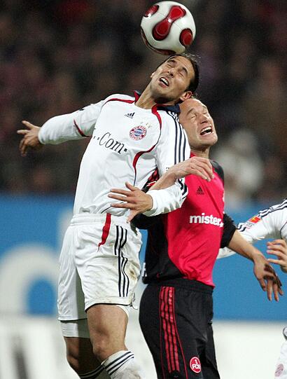 Aus Franken-Sicht denkt man heute noch gern zurück an das Derby im Februar 2007: Damals gelang dem 1. FC Nürnberg vor heimischer Kulisse der bis heute erste und letzte Derby-Sieg des neuen Jahrtausends. Betrachtet man die Gesamtbilanz aller Bundesliga-Duelle beider Teams stehen elf Nürnberger Siegen aktuell 32 Bayern-Erfolge gegenüber. Zwölf Mal trennte man sich Unentschieden.