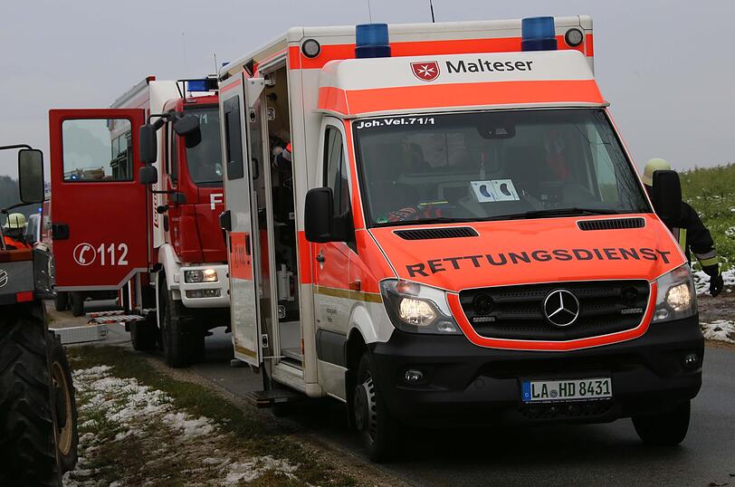 Die 86-Jährige kam aus bisher ungeklärten Gründen von der Straße ab.