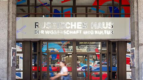 Deutschland k&ouml;nnte bis Dezember den Ausstieg aus einem Kulturabkommen mit Russland erkl&auml;ren.
