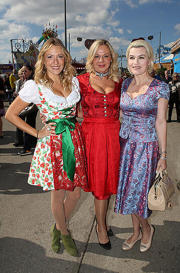 Simone Ballack, Birgit Fischer-Hoeper und Kriemhild Jahn Siegel
