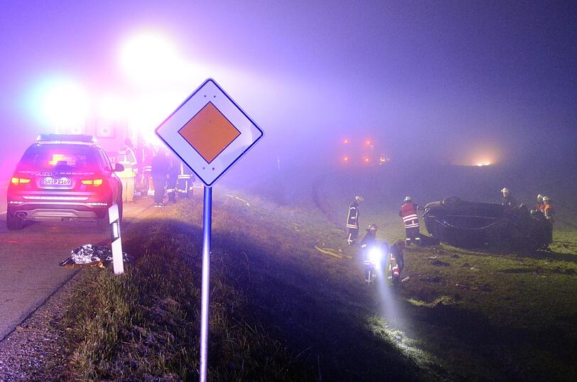 Am Auto entstand Totalschaden in Höhe von rund 6.000 Euro.