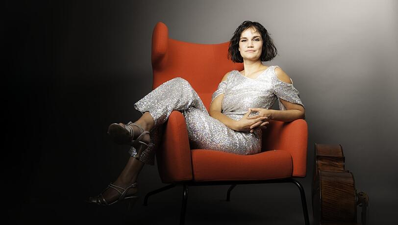 Die Cellistin Raphaela Gromes hat sich für ihre neue CD intensiv mit dem Schaffen von Komponistinnen beschäftigt.