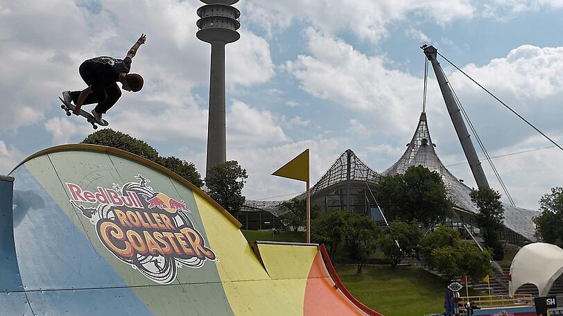 Am Wochenende wird im Olympiapark gesprungen und gesaust.
