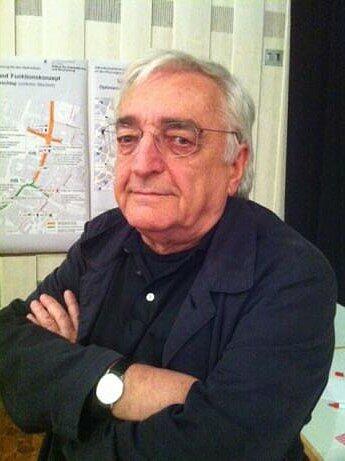 Peter Arnold: &bdquo;Mich stört die Rücksichtslosigkeit der Radler. Die ganze Innenstadt ist zu wenig fußgängerfreundlich. Die meisten Verkehrsteilnehmer sind Fußgänger, aber man kann sich nicht frei bewegen. Keiner fährt im Schritt-Tempo.&ldquo;