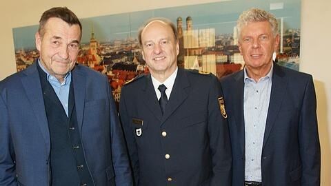 Drei für die Sicherheit: (von links) KVR-Chef Thomas Böhle, Polizeipräsident Hubertus Andrä und OB Dieter Reiter bei einem Pressetermin gestern.