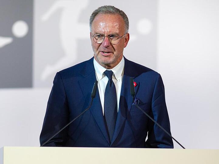 Karl-Heinz Rummenigge vom FC Bayern München spricht bei der Generalversammlung der DFL. Foto: Andreas Gora