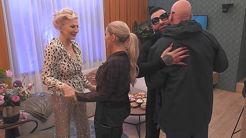 Désirée Nick behauptet, rund 500.000 Euro Gage zu bekommen. Doch Branchen-Kenner Julian F.M. Stoeckel widerspricht.