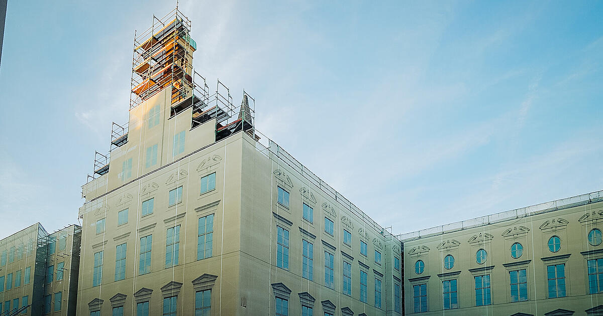 Umstrittene-Benko-Immobilie-verkauft-179-Millionen-f-r-M-nchens-Alte-Akademie