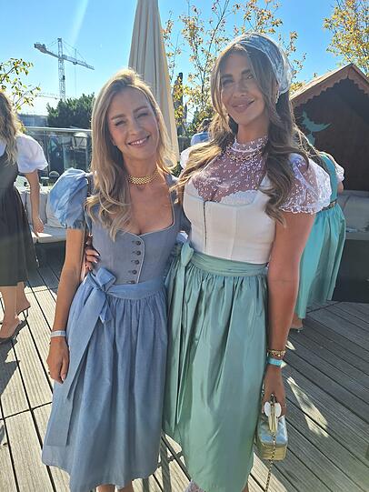 Karolin Kandler mit Farina Opoku