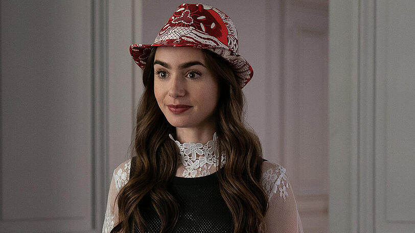 Lily Collins freut sich über die Fortsetzung von "Emily in Paris".