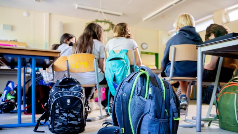 In den Schulen soll im Regelbetrieb unterrichtet werden - unabhängig davon, ob Schülerinnen und Schüler geimpft sind oder nicht. In den Schulen soll im Regelbetrieb unterrichtet werden - unabhängig davon, ob Schülerinnen und Schüler geimpft sind oder nicht.