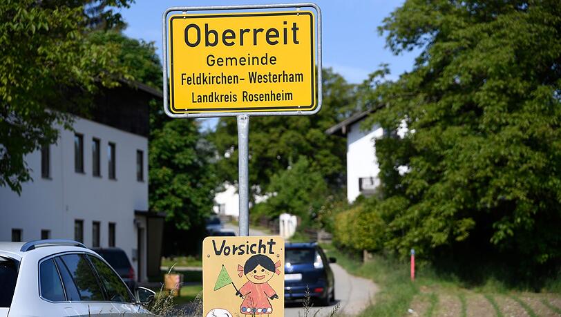 Ortsschild von Oberreit, der Gemeinde Feldkirchen-Westerham, wo der zehnjährige Junge ums Leben kam.