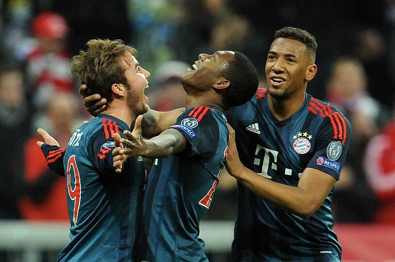 Jerome Boateng: Note 5. Gegen seinen Ex-Klub lässig bis katastrophal beim 2:1 und 2:3 &ndash; what a Luftloch!