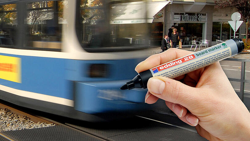 Die Jugendlichen beschmierten das Innere der Tram mit schwarzem Filzstift. (Archiv-/Symbolbild)