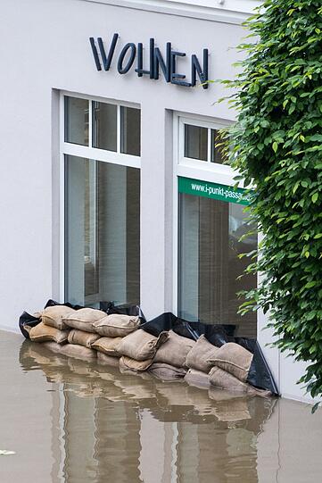 Der Pegelstand der Donau in Passau steigt und steigt. Die Bilder der Überflutung aus der Altstadt.