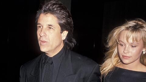 Pamela Anderson und Jon Peters in den 1980er Jahren.